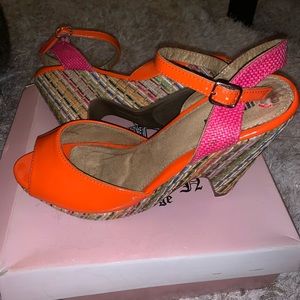 Wedge sandals